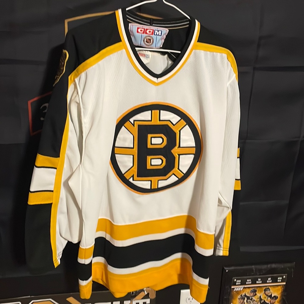Boston Bruins 90’s Away Jersey